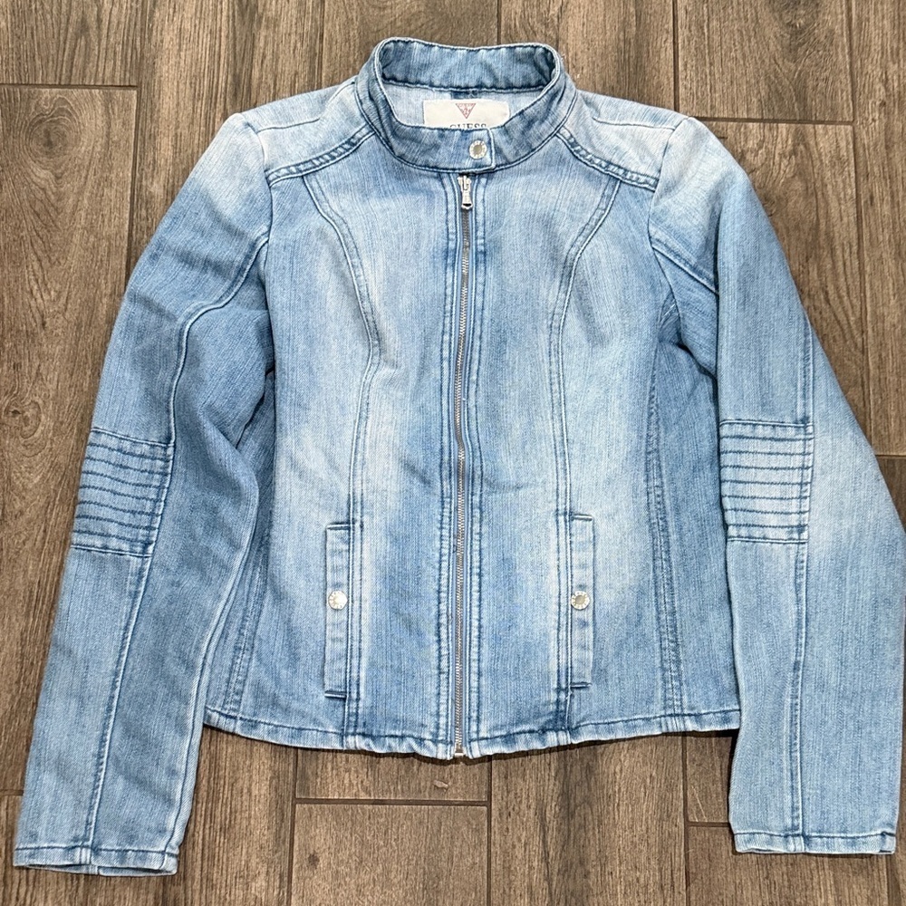 Vintage Guess Women's Light Wash Denim Moto Zip Jacket